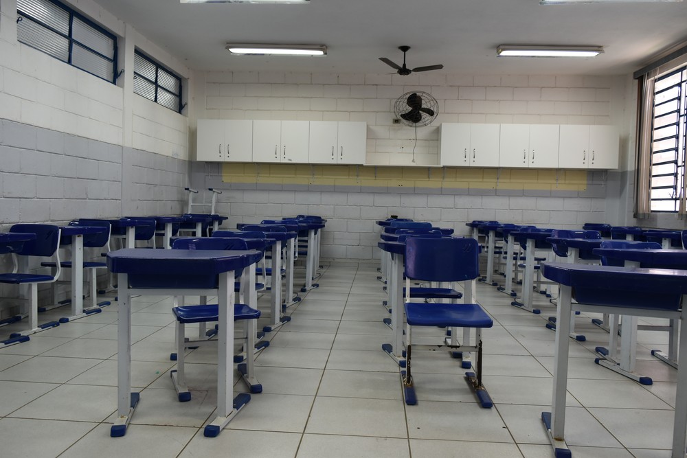 Censo Escolar registra queda de 4% em matrículas do ensino médio nas escolas públicas
