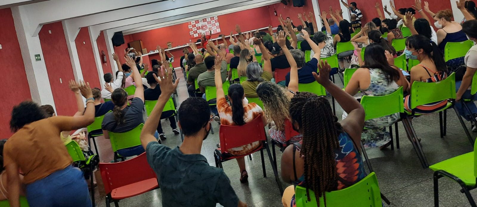 Professores do Sesi/Senai aprovam proposta
