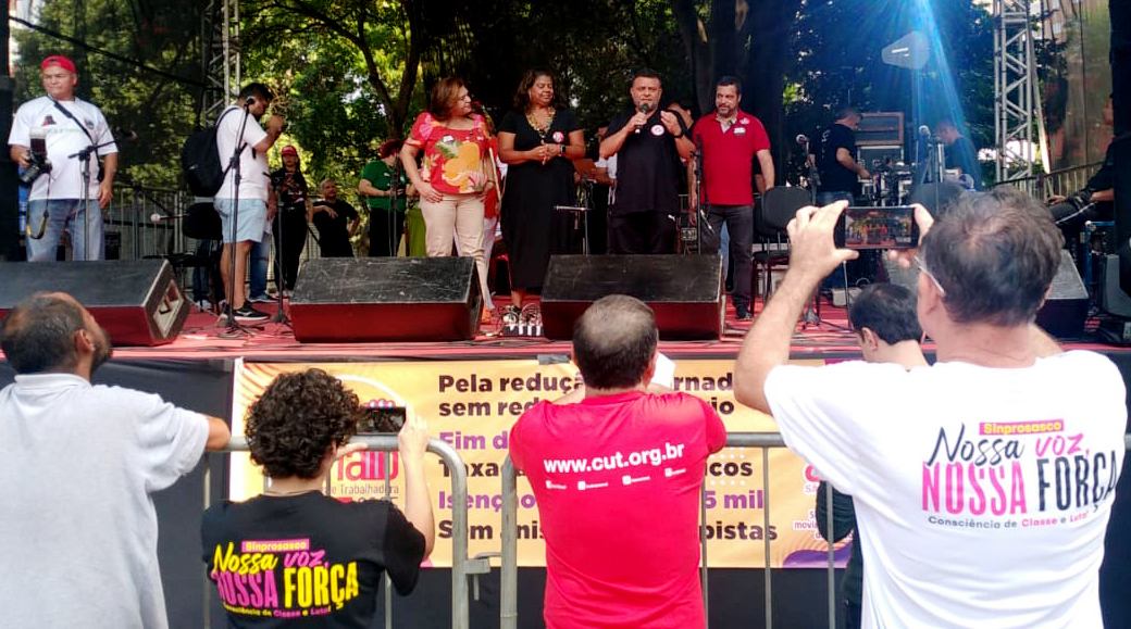 SINPROSASCO fortalece ato do Dia do Trabalhador – “Vamos resgatar o espírito coletivo. Aproximem-se do seu Sindicato”