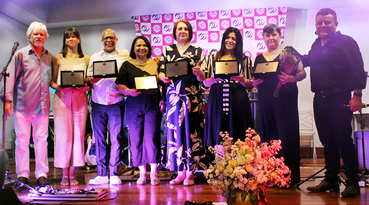 SINPROSASCO homenageia fundadores e sócios mais antigos durante a noite de fortes emoções do Jantar Dançante