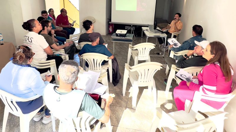 SINPROSASCO reúne Professores em encontro de formação sindical sobre o legado de Rosa Luxemburgo